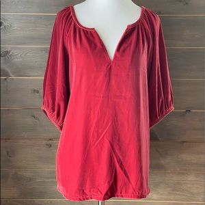 NWT Old Navy crushed velvet t-shirt, deep pink in color, size large